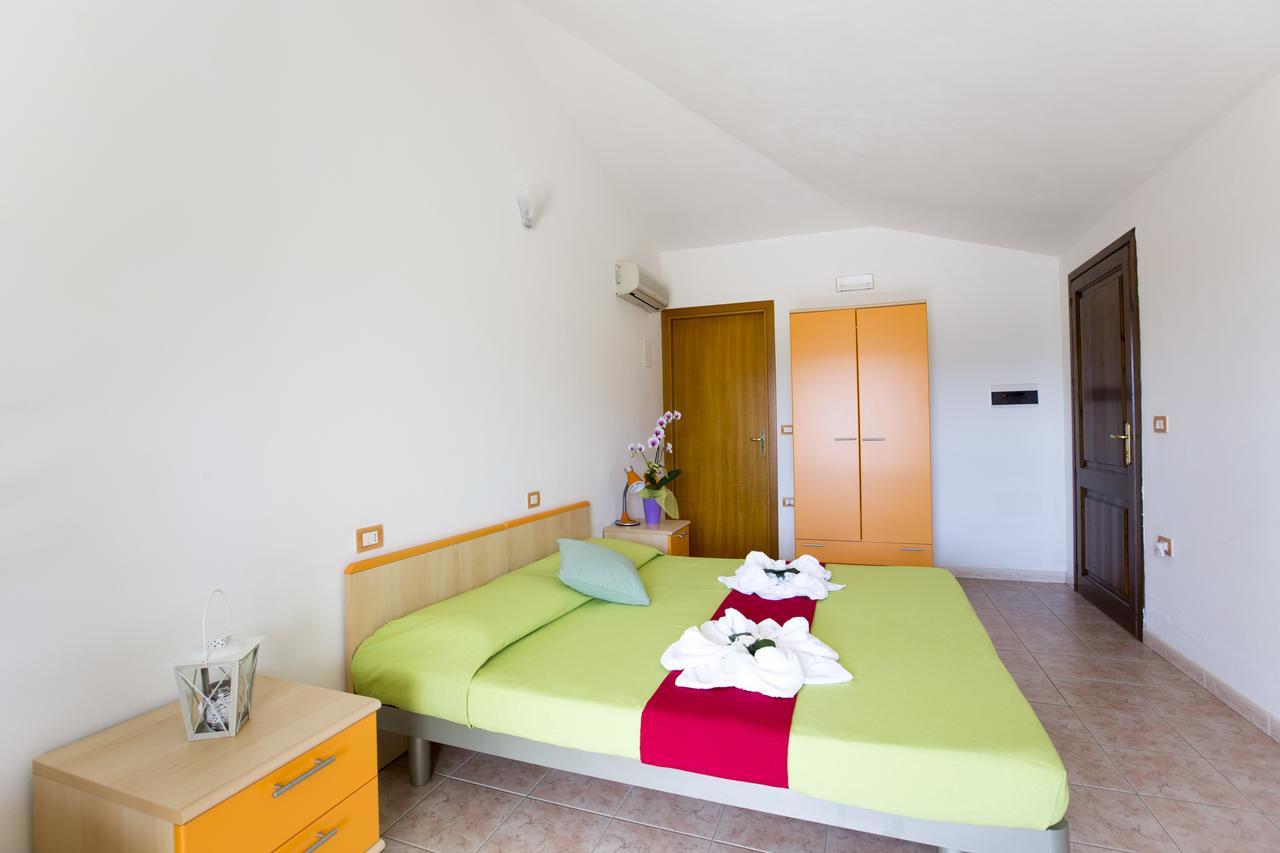 La Corte Degli Ulivi 카데두 외부 사진